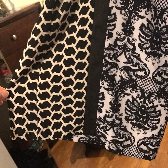 Palazzo pants from Sophie and Trey boutique - Picture 7 of 7